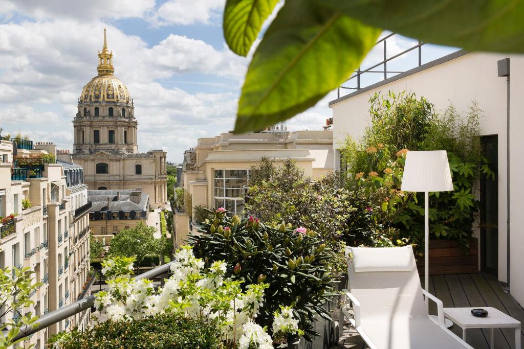 Suite with Terrace - Eiffel - Image 3