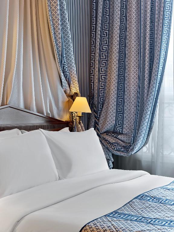 Superior Queen Room - Image 6