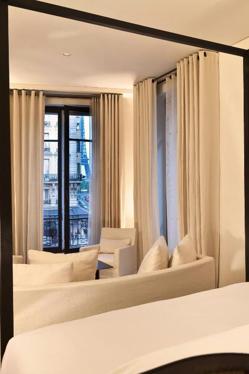 Eiffel View Suite, Suite, 1 King, Eiffel Tower view - Image 8
