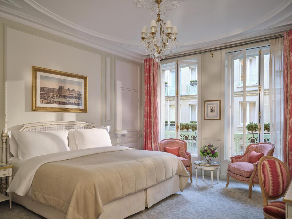 Deluxe Double Room - Image 2