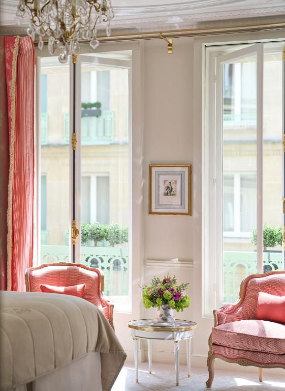 Deluxe Double Room - Image 3