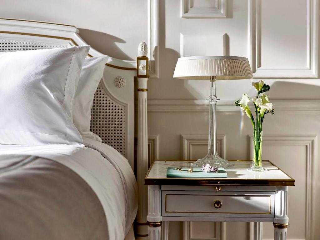 Executive Double Room with Garden View - Image 1
