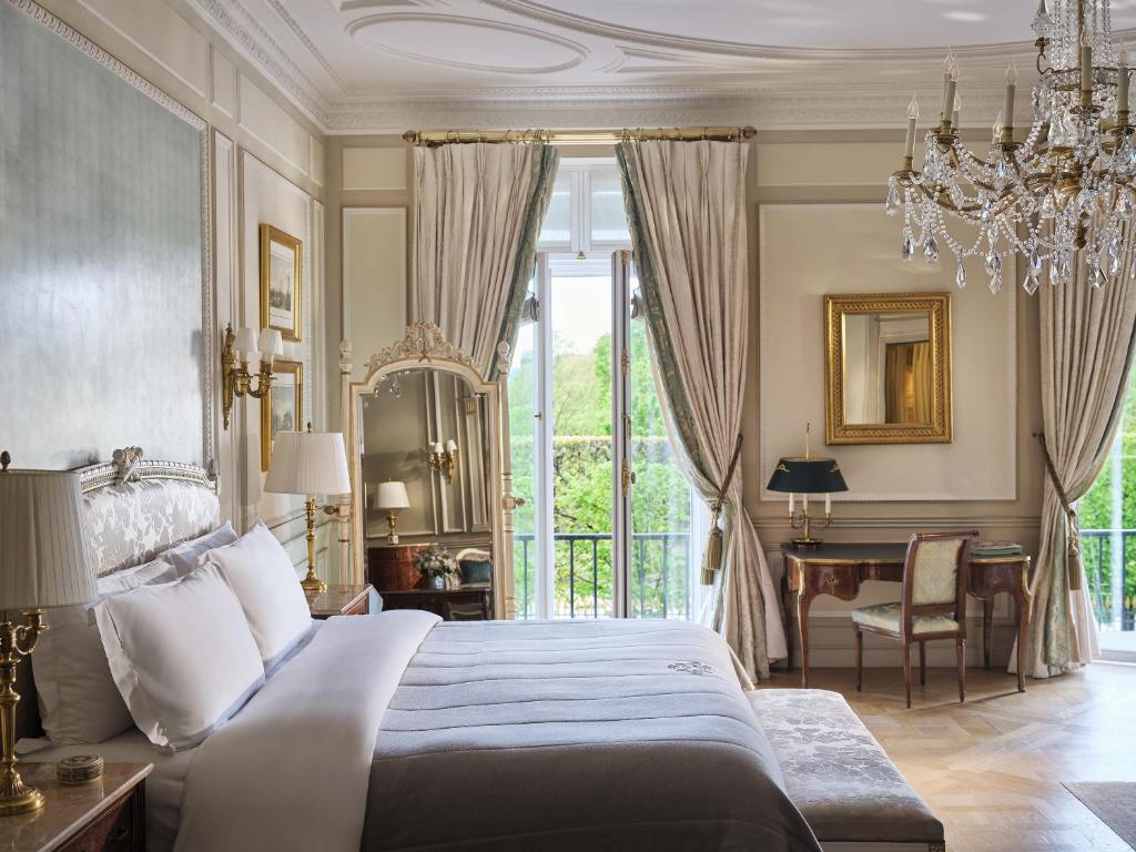 Presidential Suite - Image 5