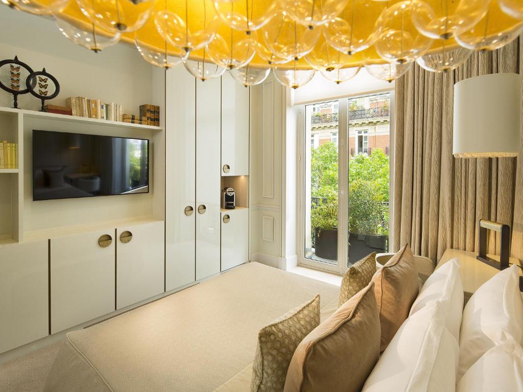 Classic Double Room - Image 2