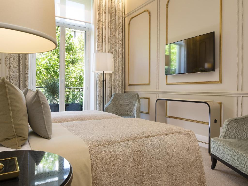 Deluxe Double or Twin Room - Image 4