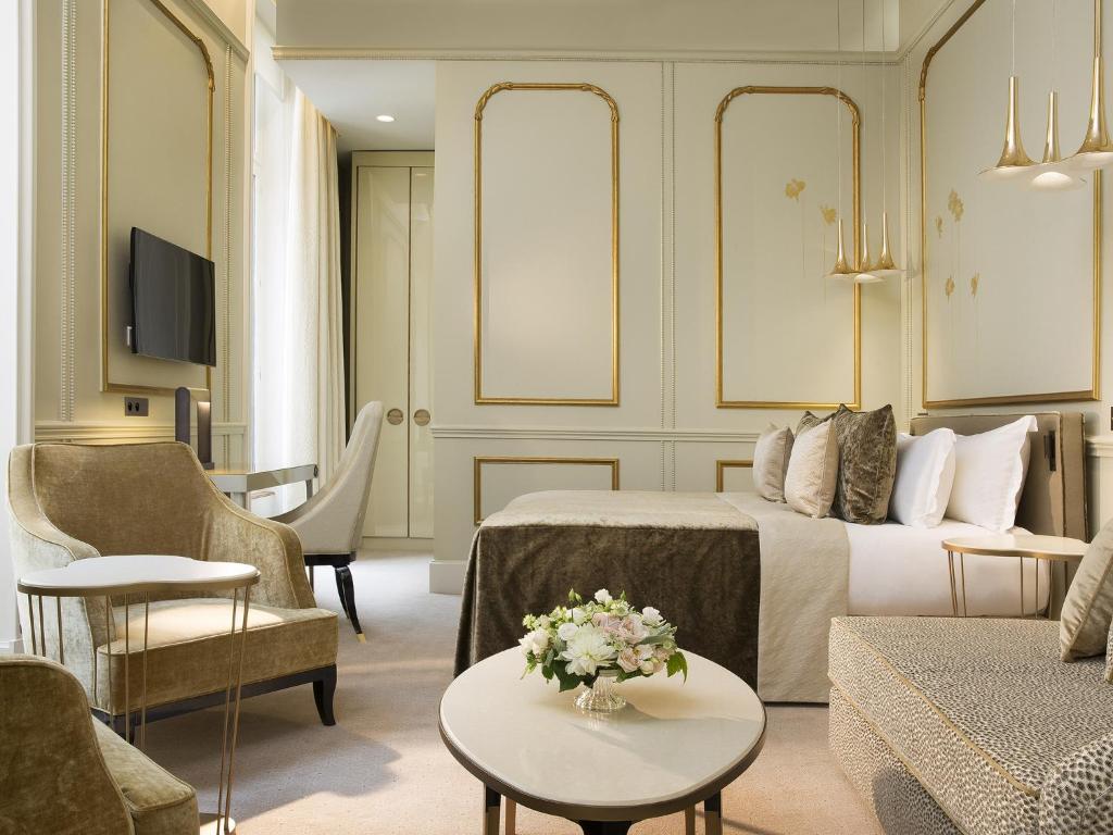 Executive Double Room - Image 2