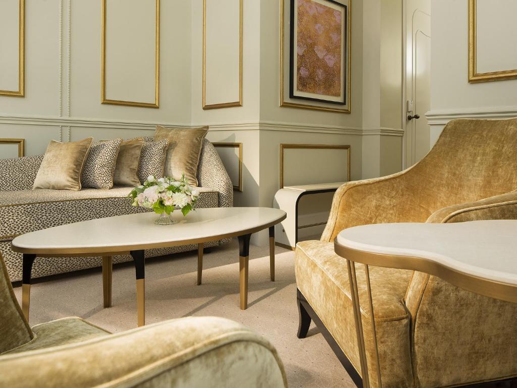 Executive Double Room - Image 4