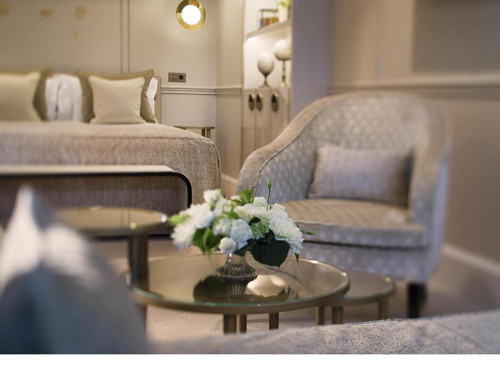 Suite Les Toits de Paris - Image 2