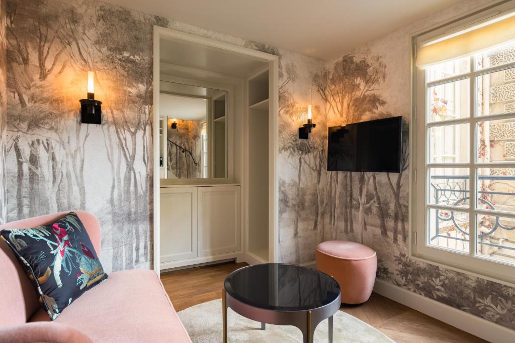 Apartment - Split Level - Image 2