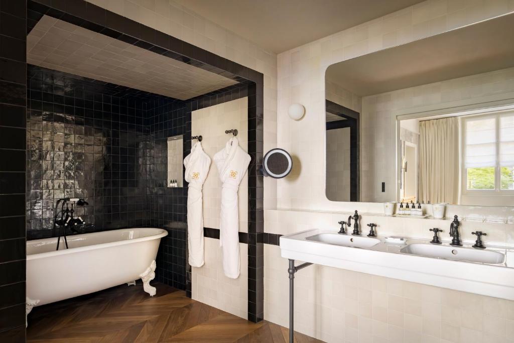 Suite - Image 6
