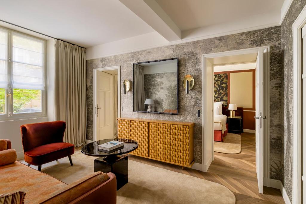 Suite - Image 7