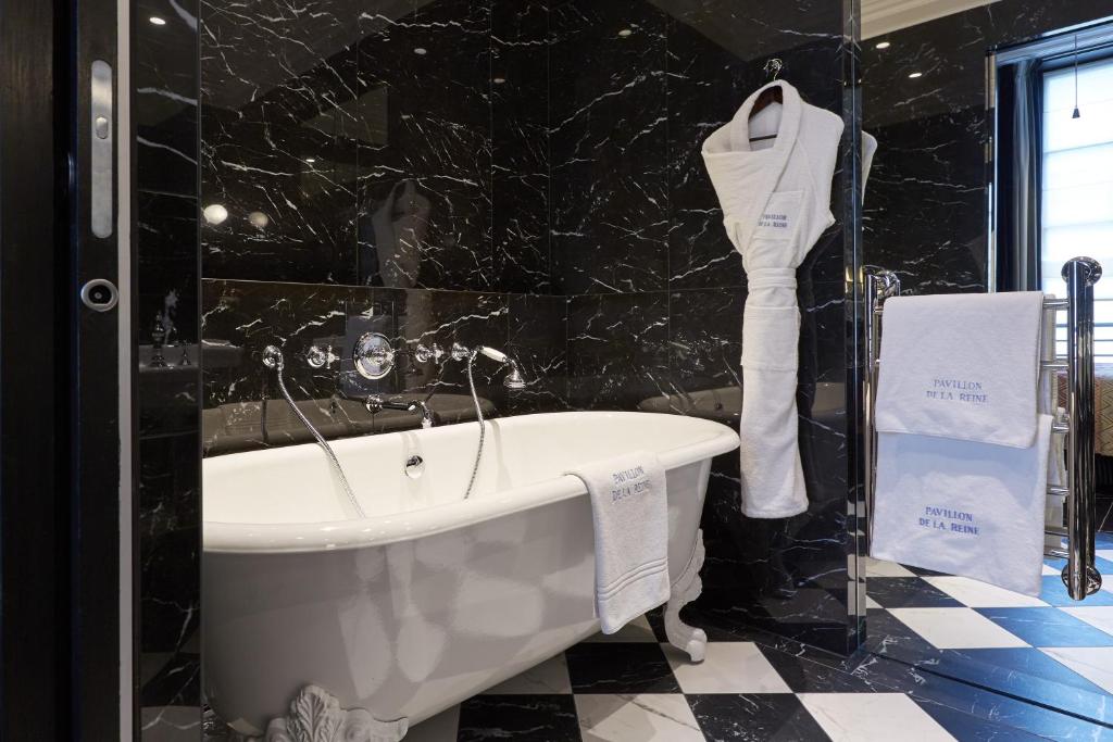 Suite - Image 9