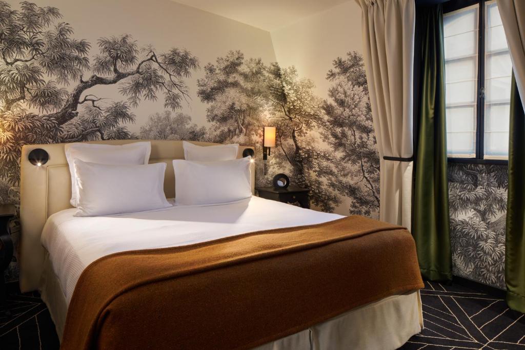 Superior Double or Twin Room - Image 7