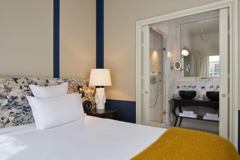 Superior Junior Suite - Image 2