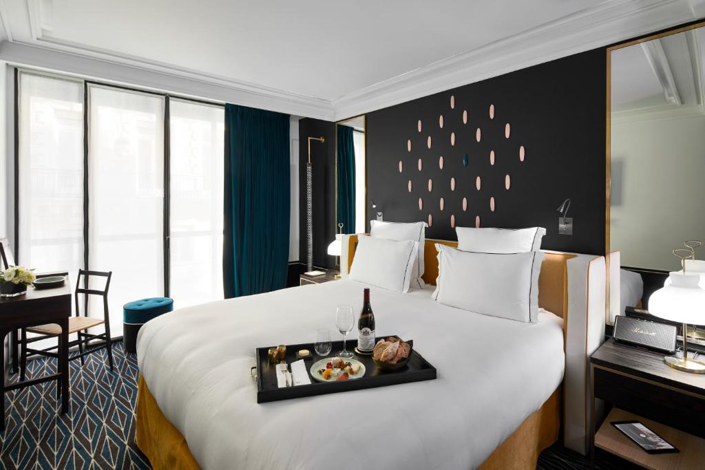 Double Room - Image 4