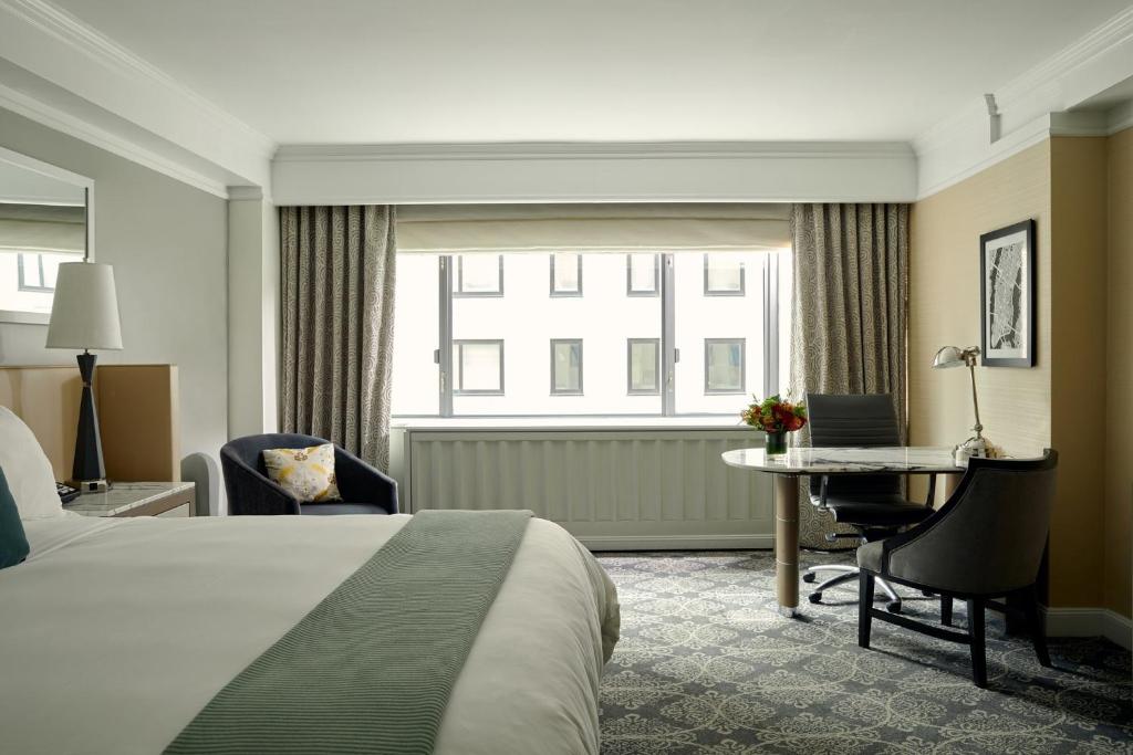 Luxury King Room - Image 2