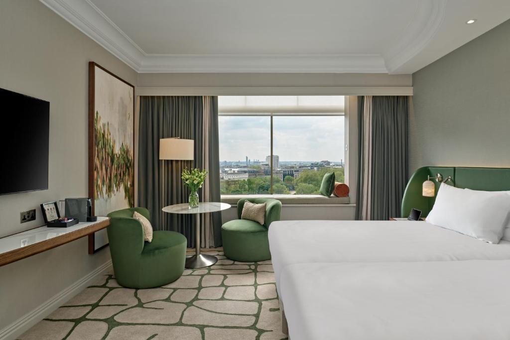 Deluxe Twin Room - Image 3