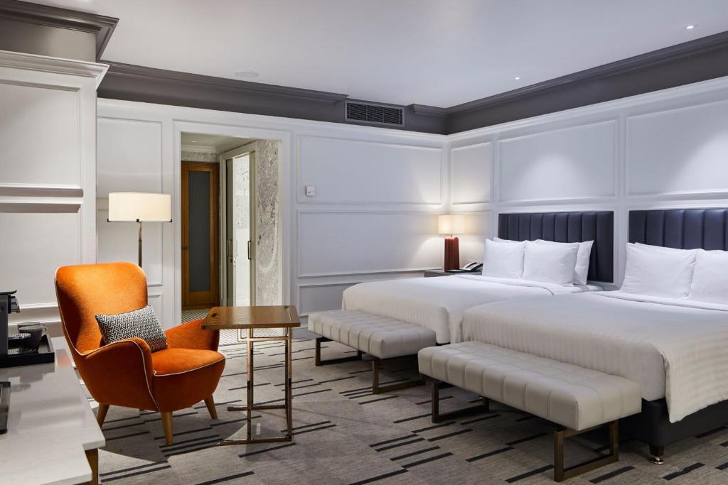 Deluxe Double Room with Two Double Beds - Image 6