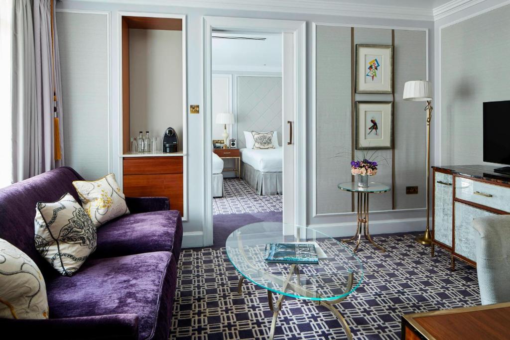 Family Suite, Executive lounge access, 1 Bedroom Suite - Image 2