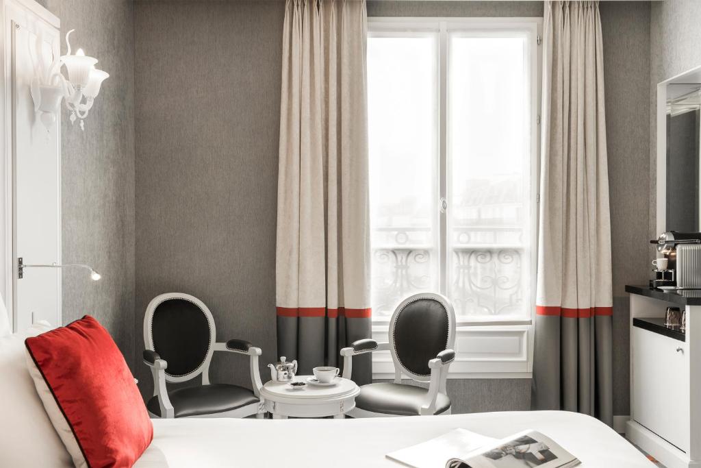 Executive King Suite - Image 3