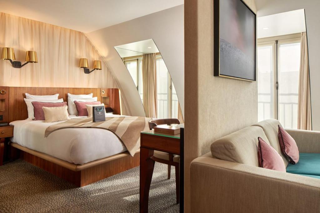 Junior Suite - Image 2