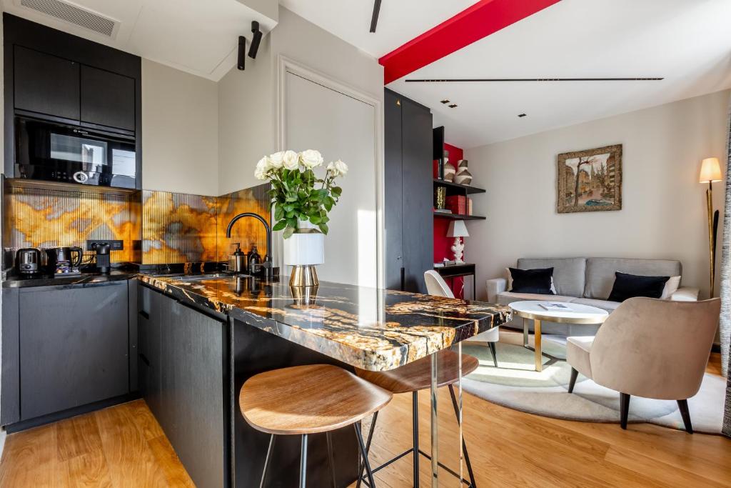 Superior Apartment - Image 8