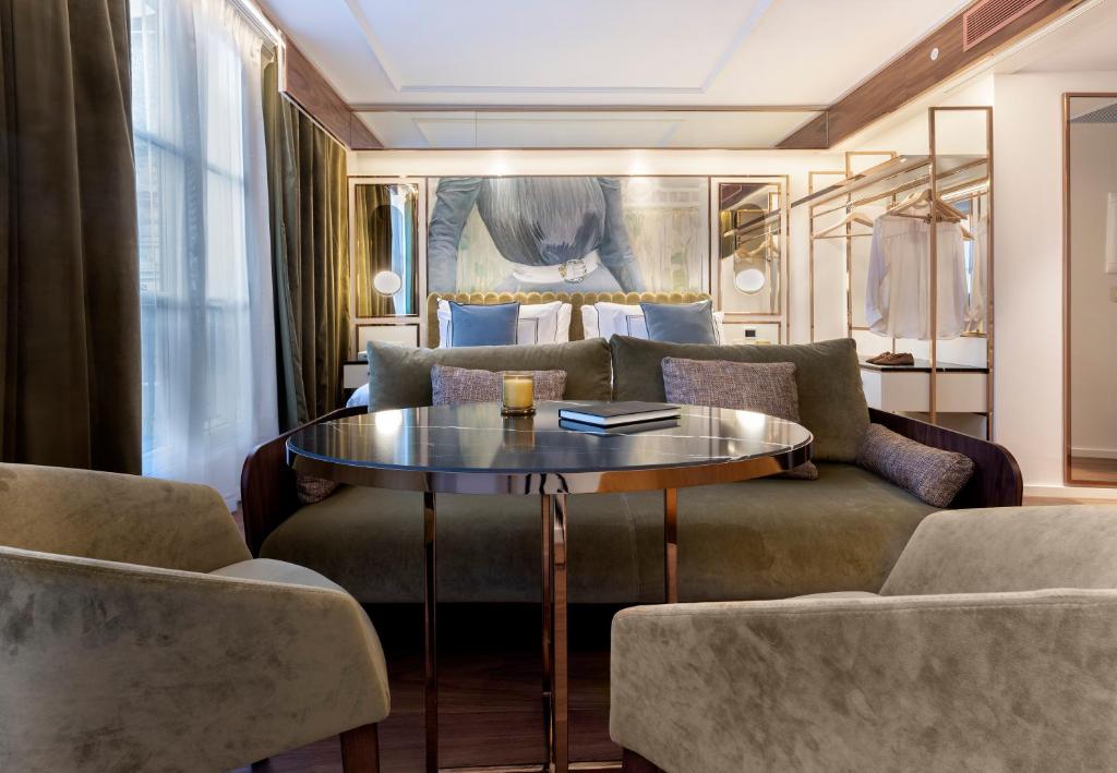 Deluxe Extra Room - Image 2