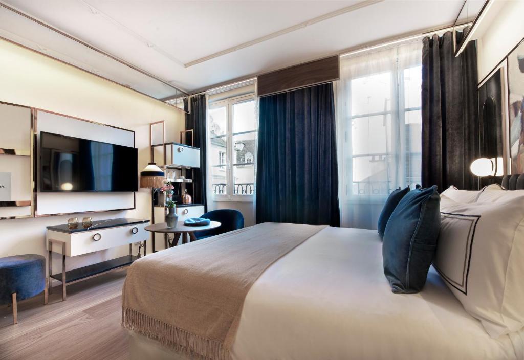 Deluxe Room - Image 6