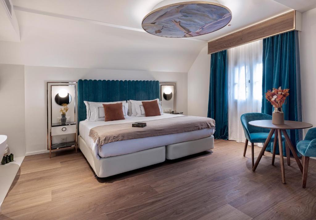 Elena Sorolla Suite - Image 5