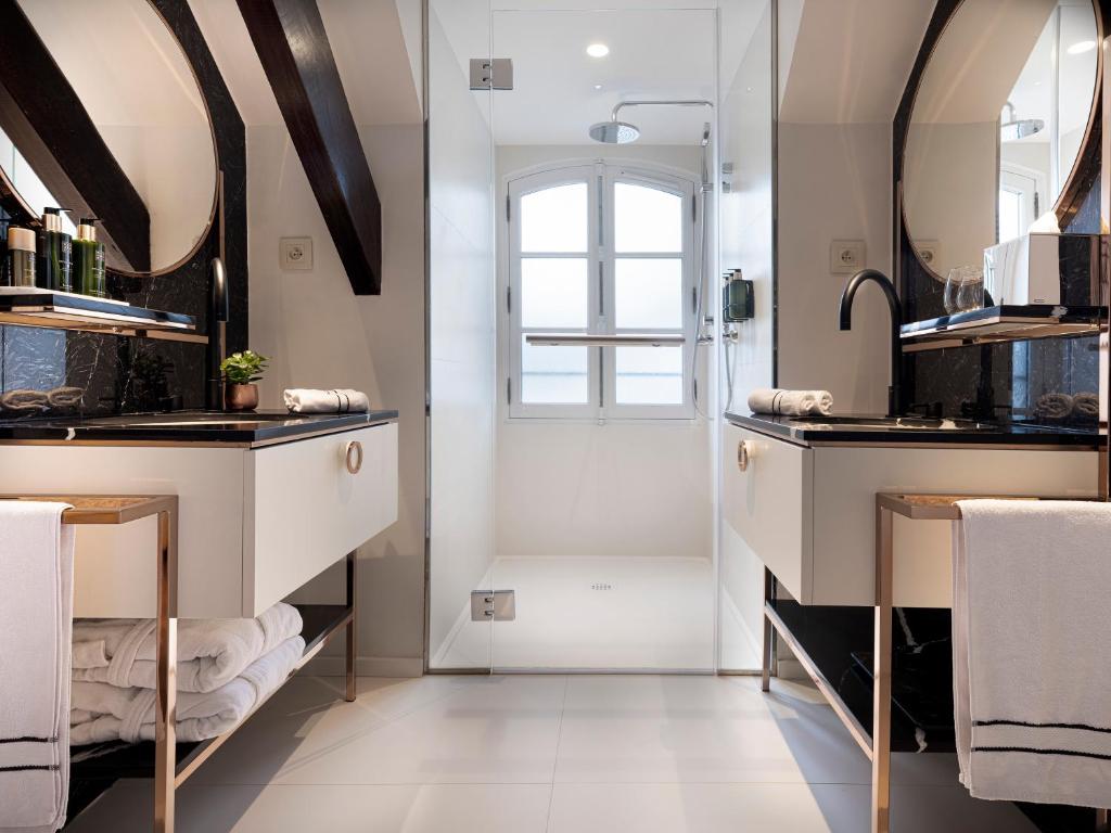 Elena Sorolla Suite - Image 6