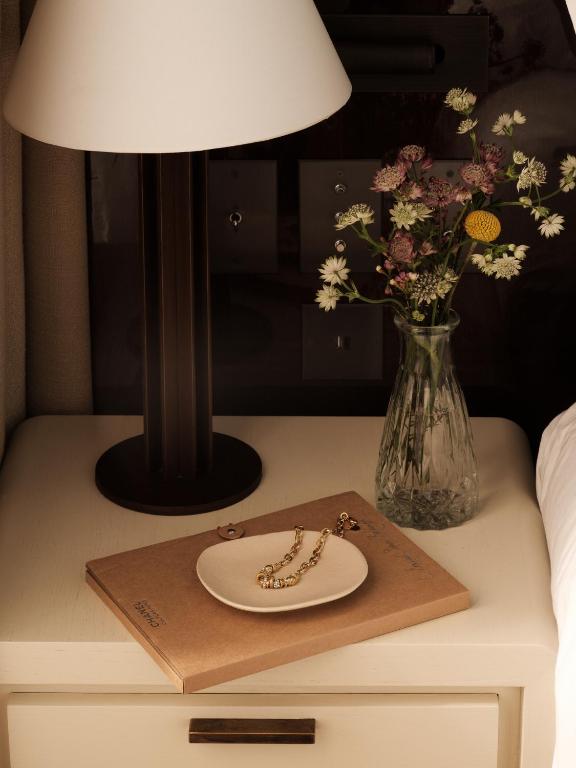 Deluxe Double or Twin Room - Image 6