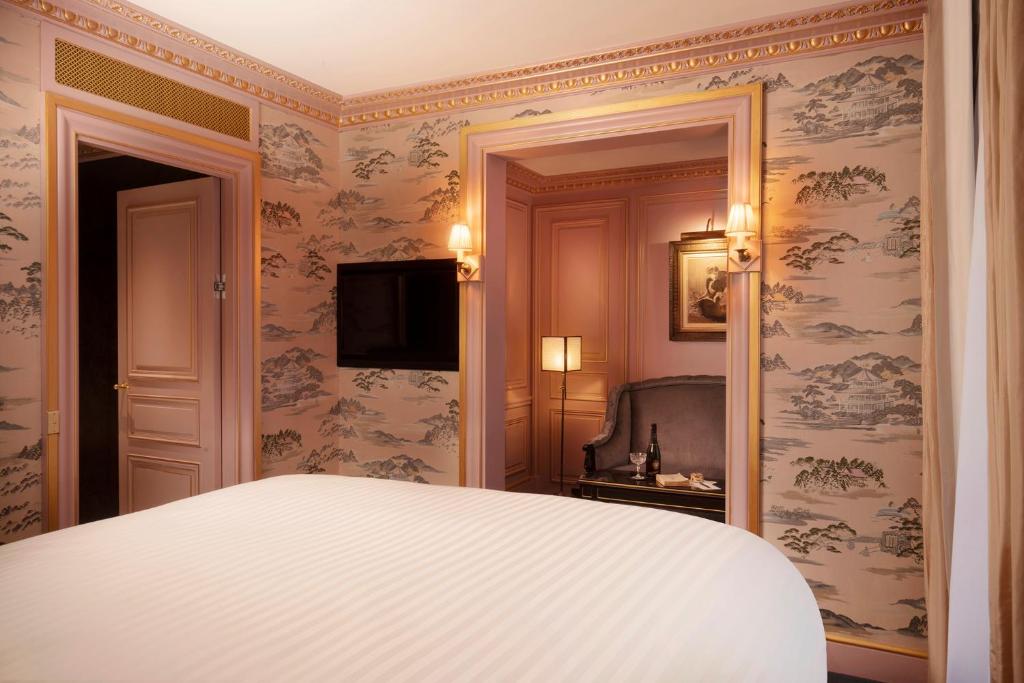 Junior Suite - Image 17
