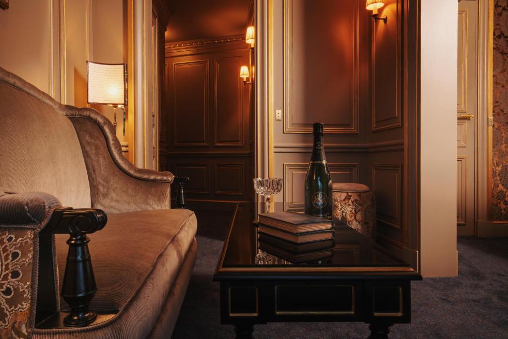 Junior Suite - Image 20