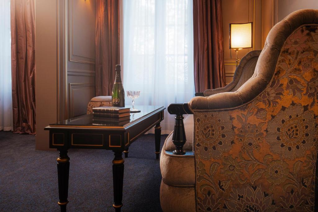 Junior Suite - Image 22