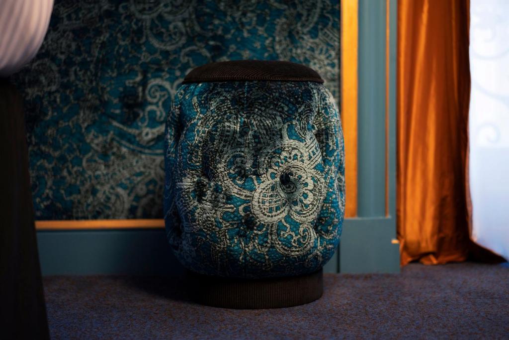 Marcel Proust  Deluxe Room - Image 5