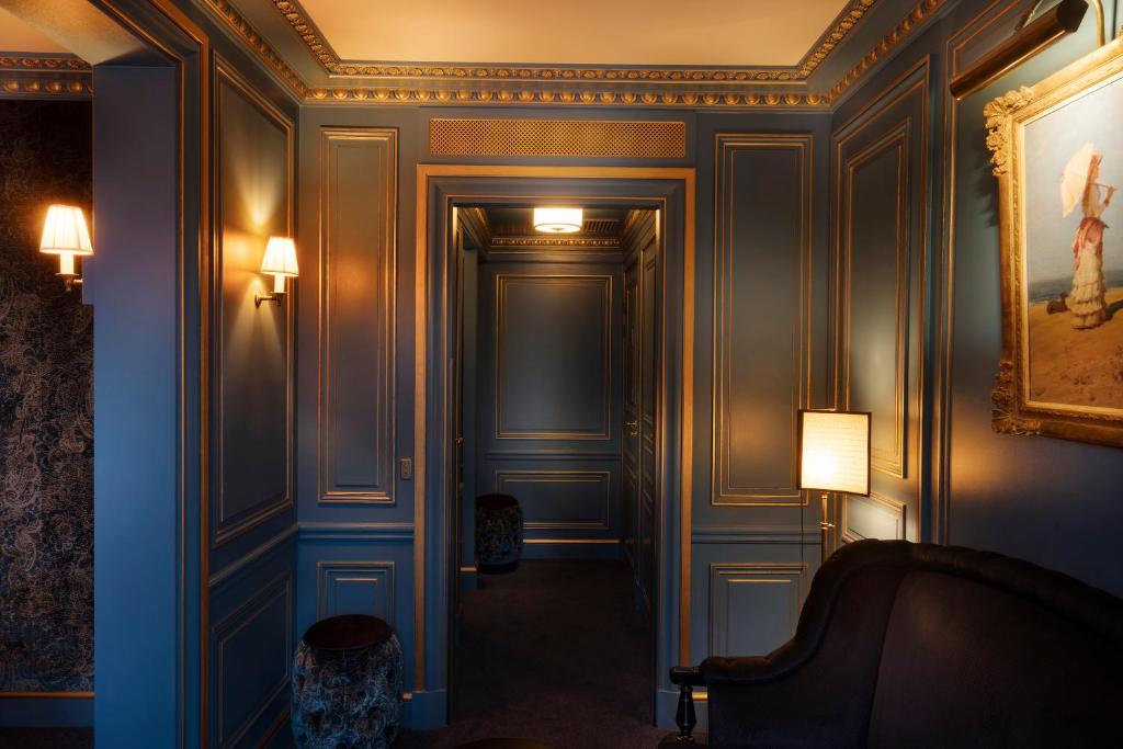 Marcel Proust Junior Suite - Image 2