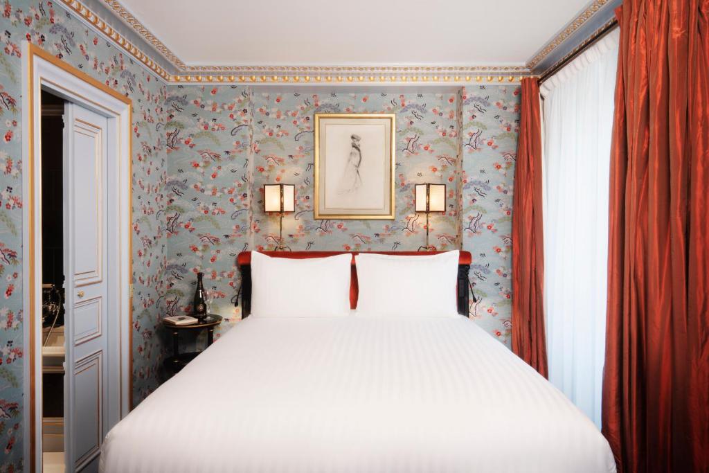 Two Bedroom Suite - Image 18
