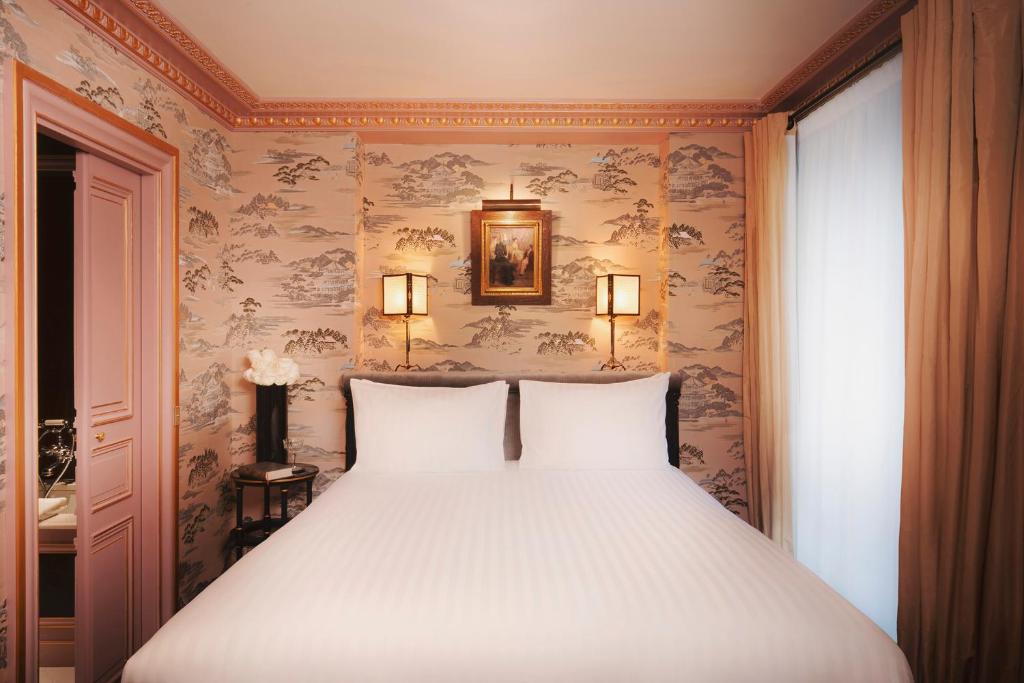 Two Bedroom Suite - Image 7