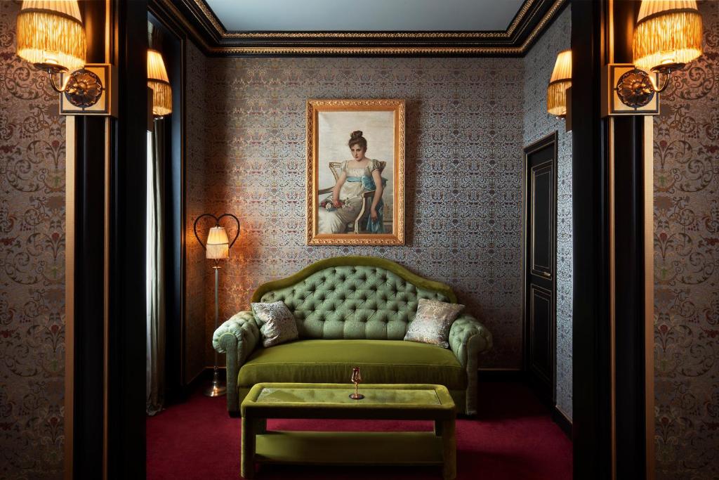 Junior Suite - Image 7