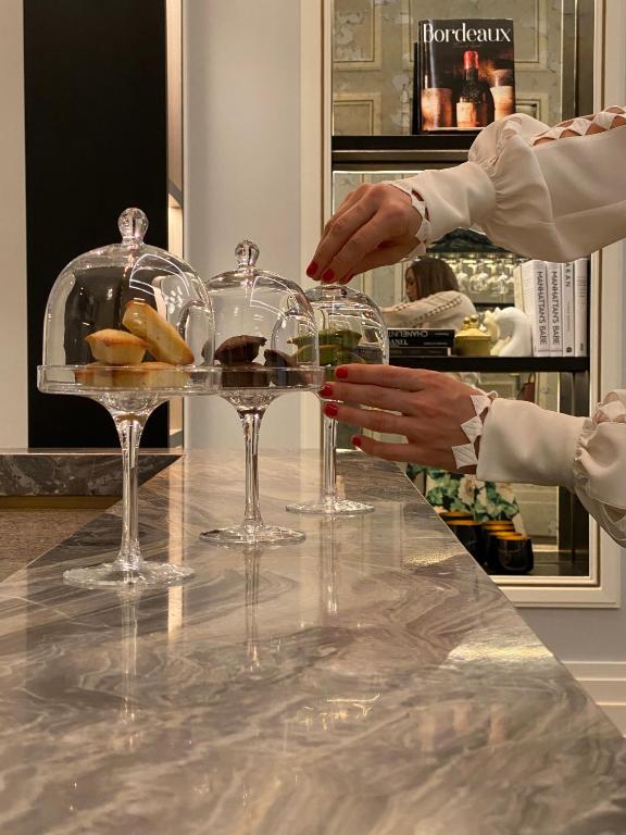 One-Bedroom Apartment with private access to Jacuzzi, Sauna and Hamman - Image 12