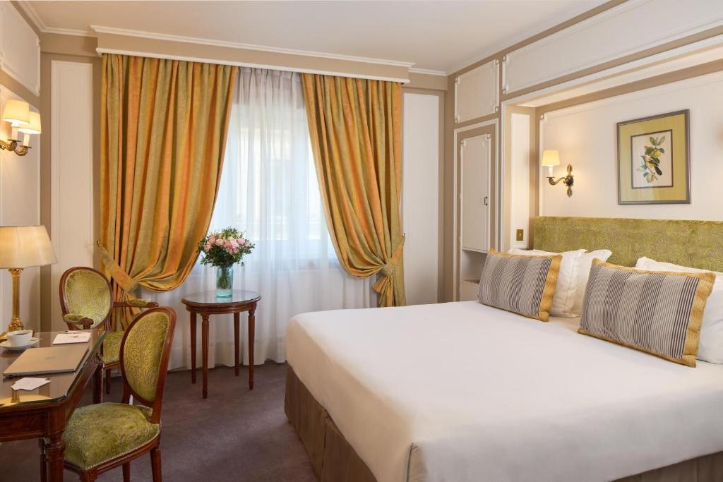 Classic Room - Image 1