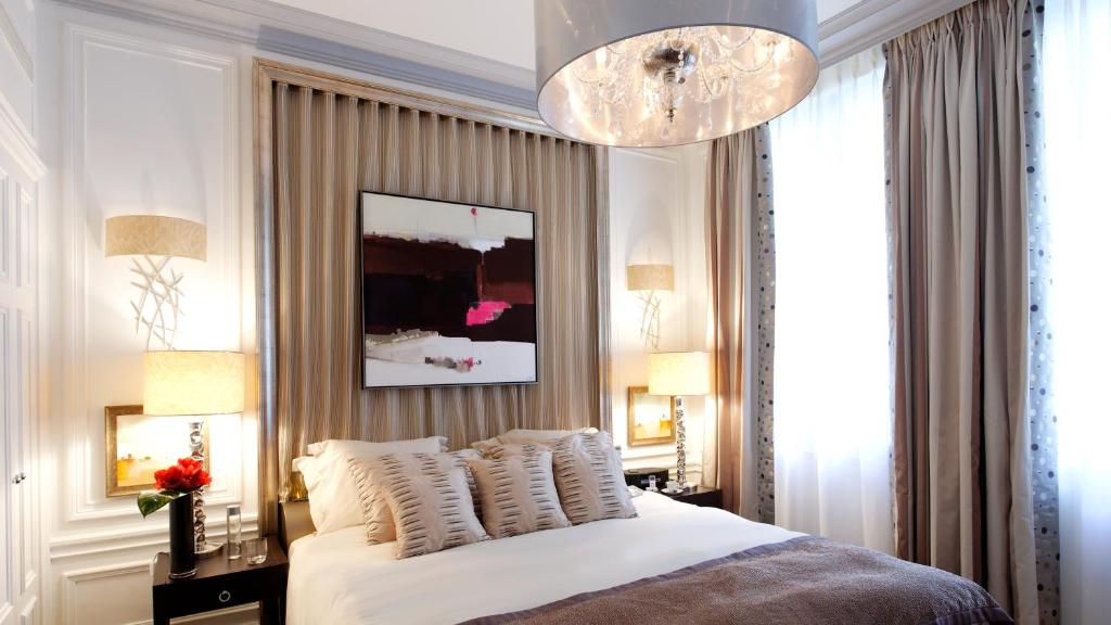 Deluxe Junior Suite - Image 2