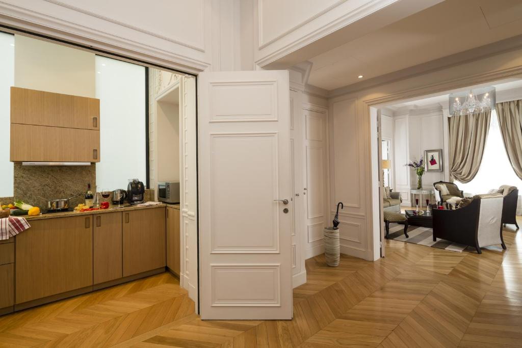 Prestige Suite - Image 7