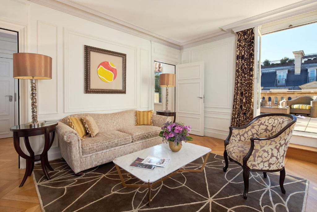 Suite with Terrace - Image 2
