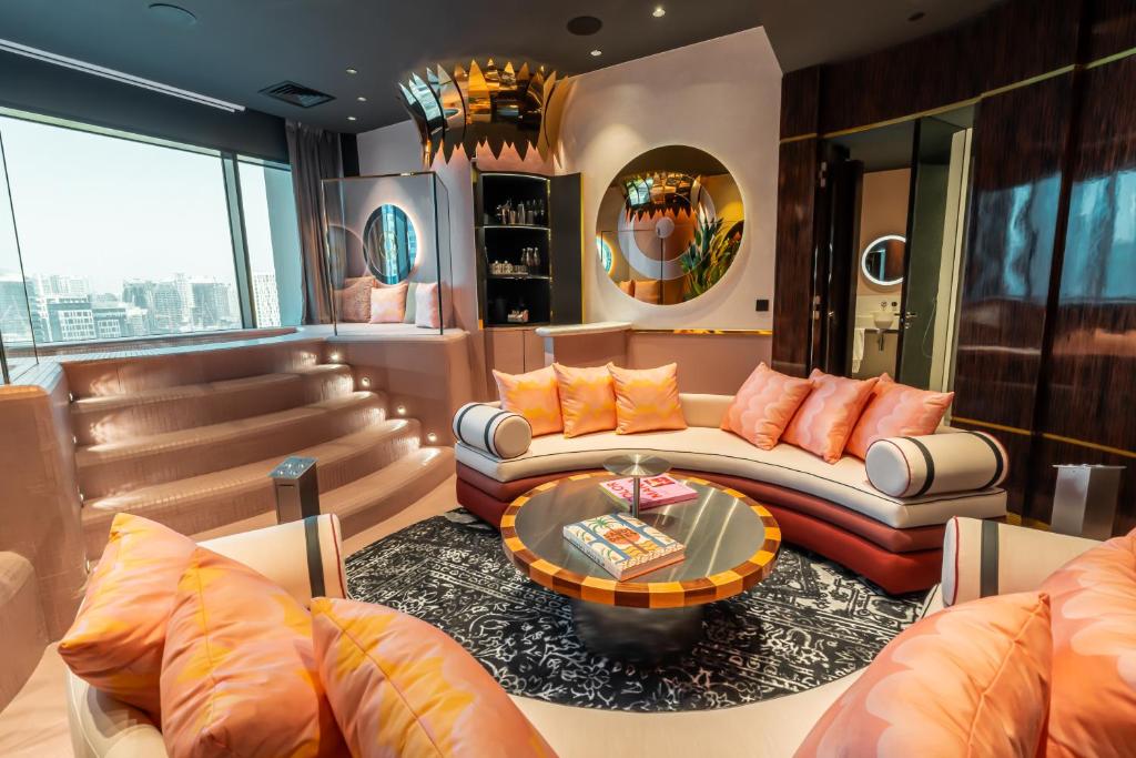 XXL Mama Crazy Suite - Image 10