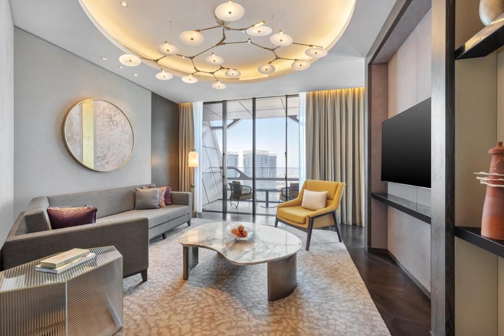 Panoramic Two-Bedroom Suite - Image 3