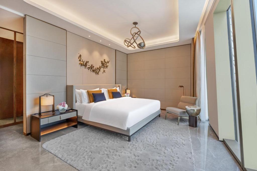 Premier Two-Bedroom Sea View Suite - Image 1