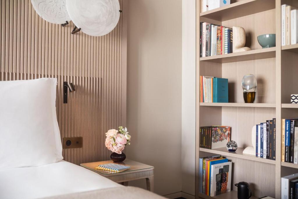 Junior Suite - Image 1