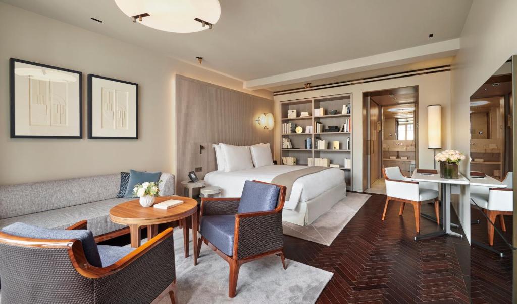 Junior Suite - Image 3