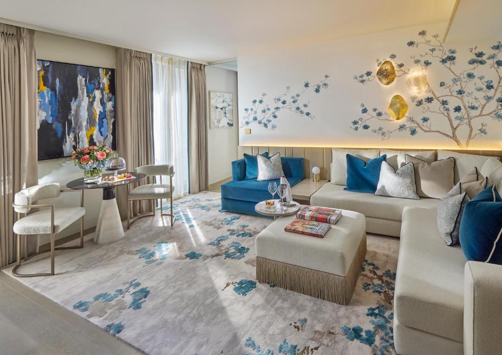 Studio Suite King or Twin - Image 3